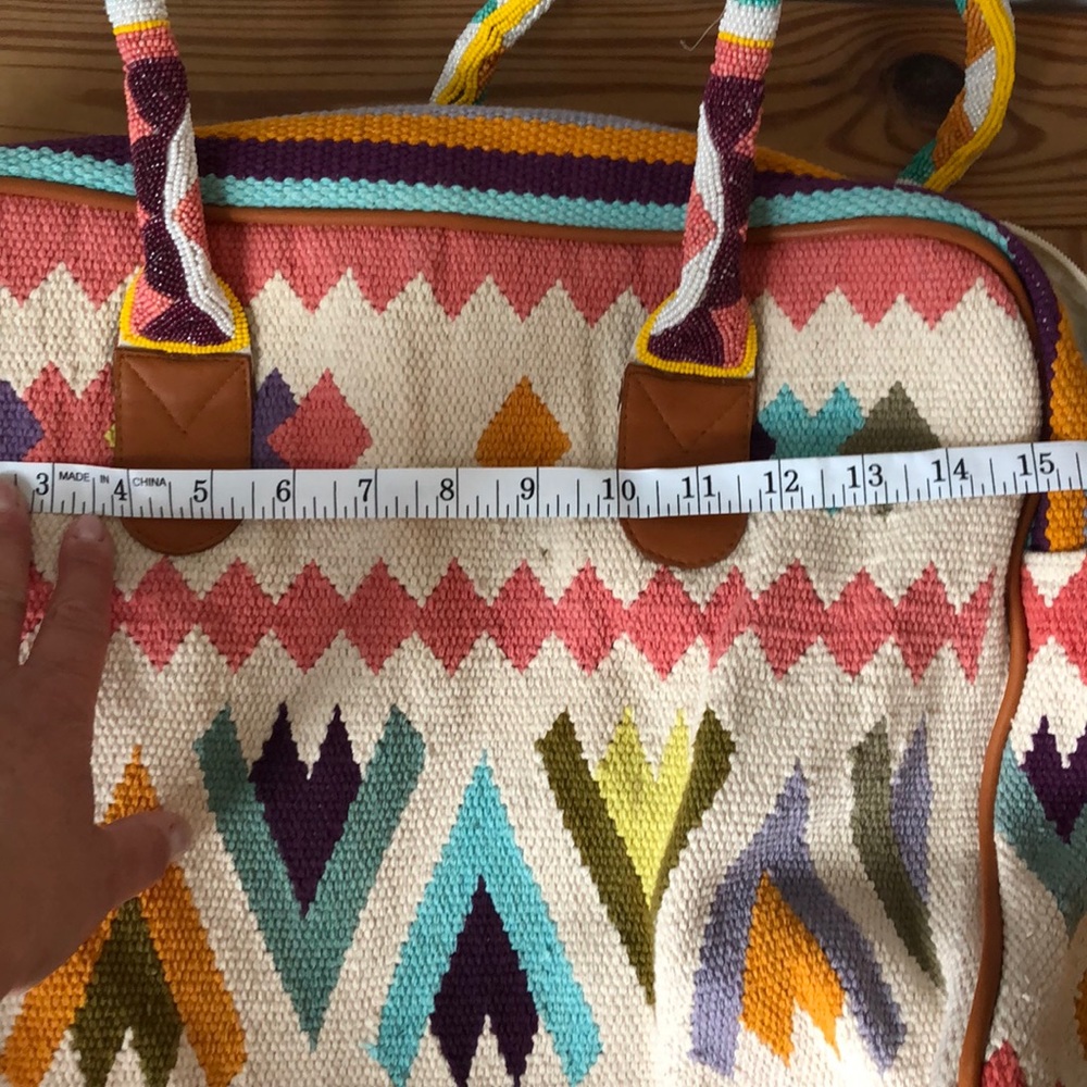 ZL crossbody tote-AVAILABLE!  Perfect for back-to-school! - Picture 6 of 8